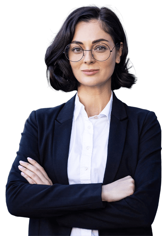 Une juriste en tailleur noir avec des lunettes